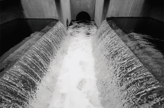 （圖：反滲透水處理消泡劑運(yùn)用）