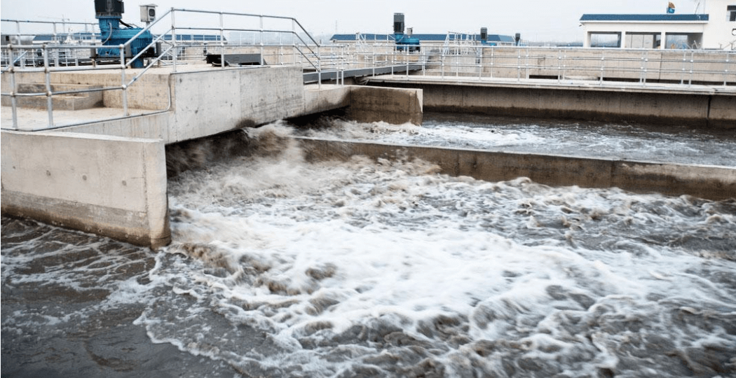 (圖:廢水處理起泡場景)